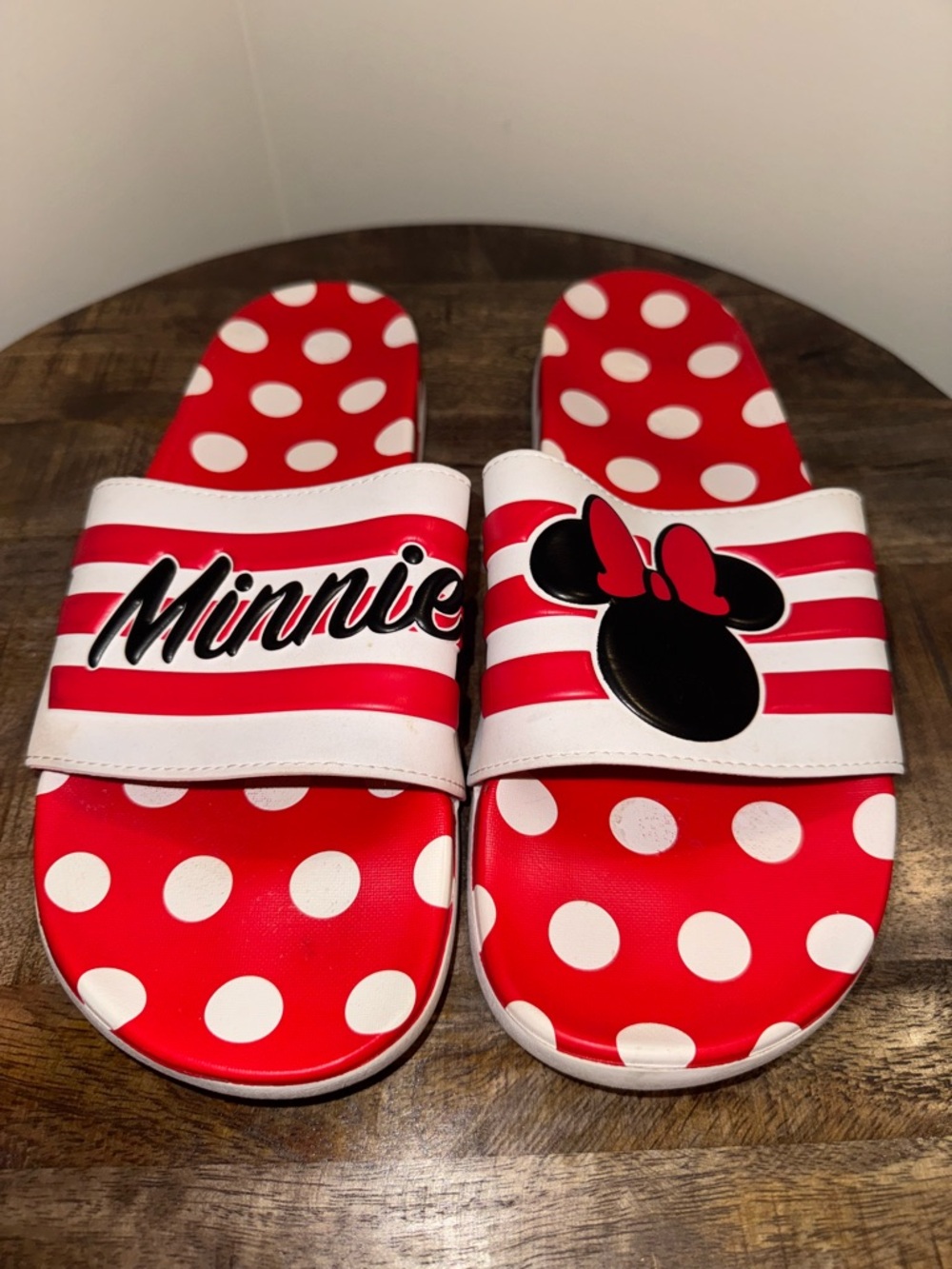ADILETTE COMFORT MINNIE MOUSE SLIDES